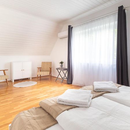 Villa Jázmin Vendégház à Balatongyörök Extérieur photo