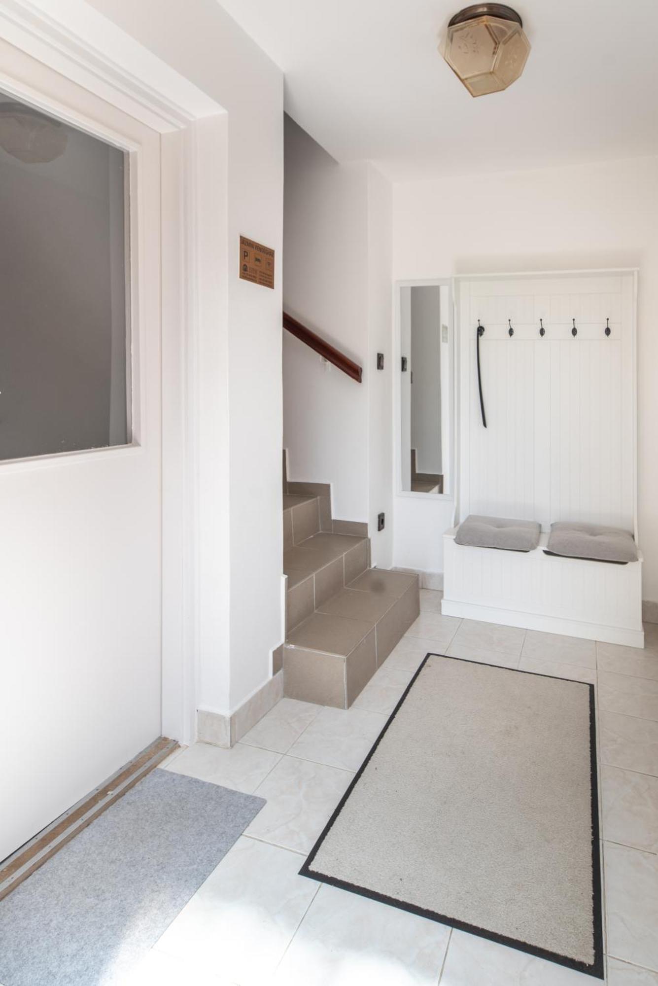 Villa Jázmin Vendégház à Balatongyörök Extérieur photo